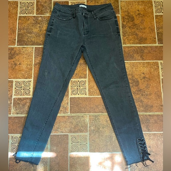 Blacks skinny jeans - Picture 2 of 9